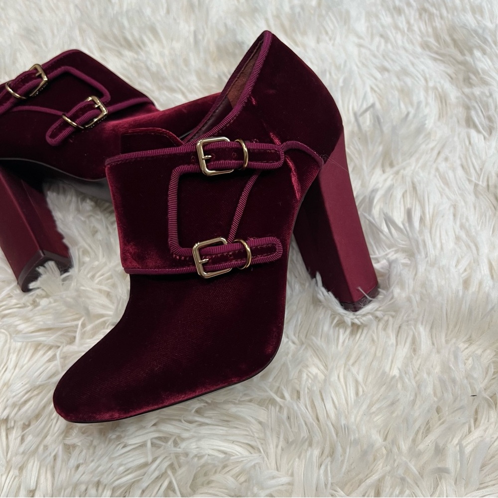 Tory Burch‎ Carley ankle heeled booties size 5